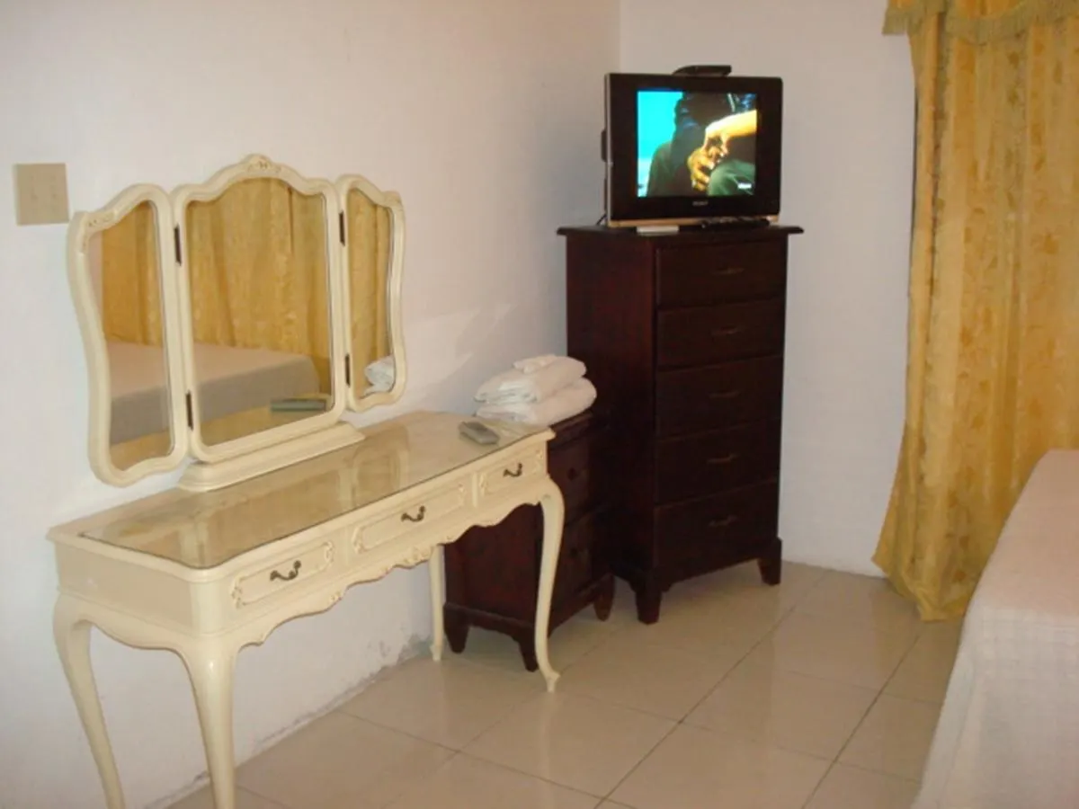 Ocean Wave Villa, نيغريل 3*,  جامايكا